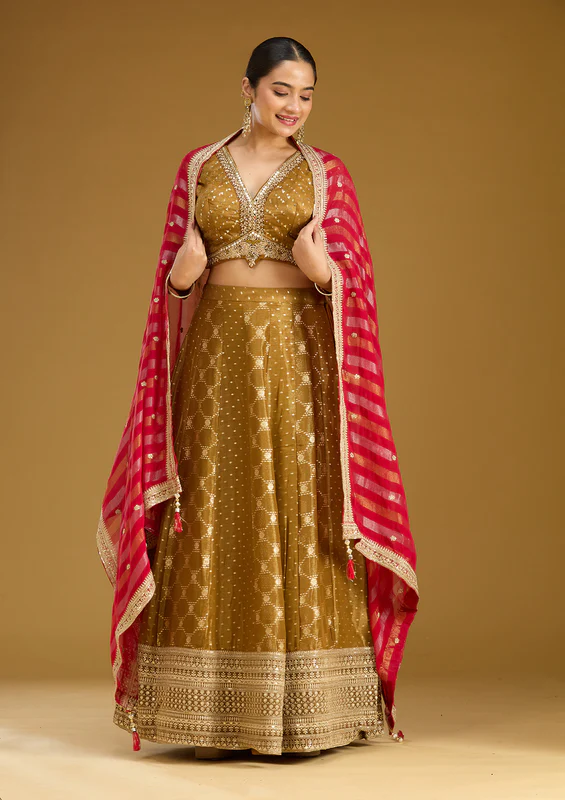 GCFE0047040_GOLD_RED_2_800x800