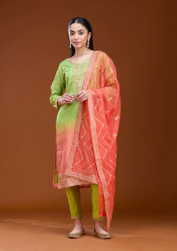 SSRM0039530_PARROT_GREEN_ORANGE_1_adfde235-9e03-438f-b254-76c62bee7df7_800x800