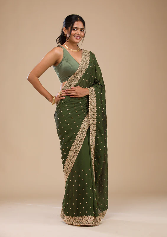 koskii-bottlegreen-zariwork-softsilk-designer-saree-saus0040043_bottle_green_1_6_800x800