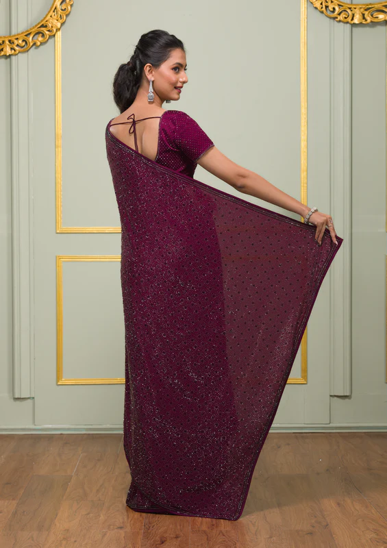 koskii-wine-swarovski-semicrepe-designer-saree-saus0029623_wine_7_800x800
