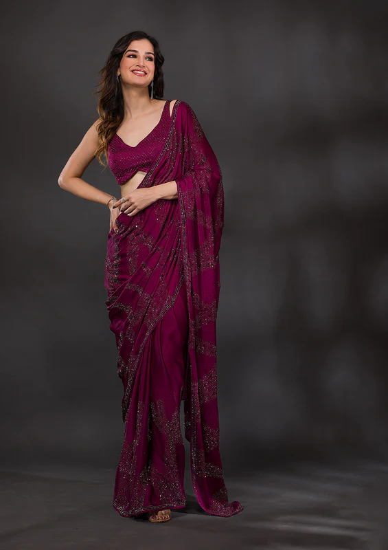 koskii-wine-swarovski-semicrepe-designer-saree-saus0029624_wine_2_6bd33f00-eb2e-4dd8-82c5-af4259ce80a2_800x800