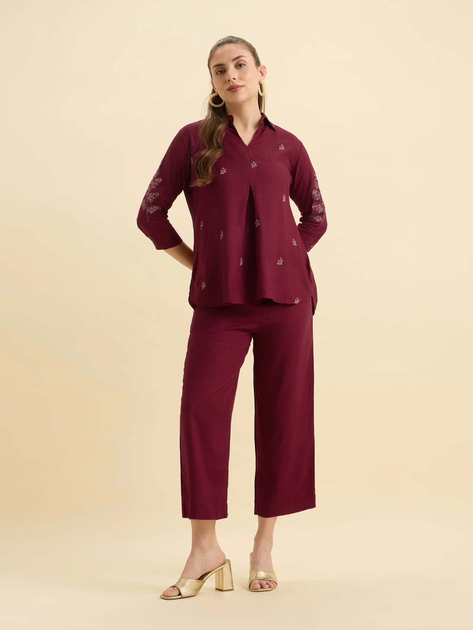 meroon-viscose-linen-tunic-set-with-embroidery-and-box-pleat-1_2e905ec6-00f6-4ba4-915e-ef3d4047f6bb