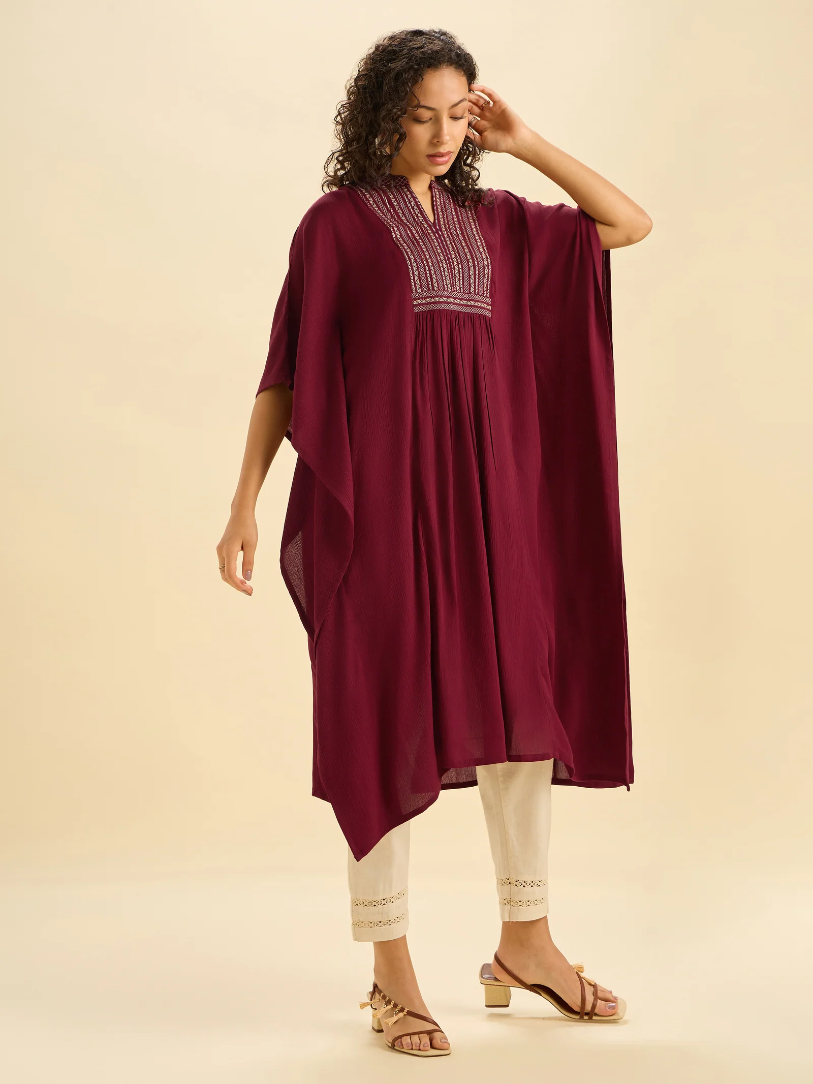 vismay-maroon-kaftan_5